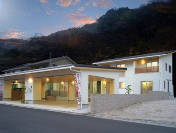 備中広瀬駅前展示場_外観